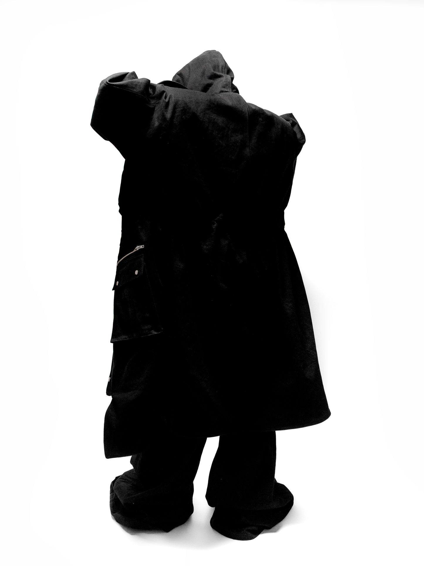 OVERSIZED PARKA (BLACK)