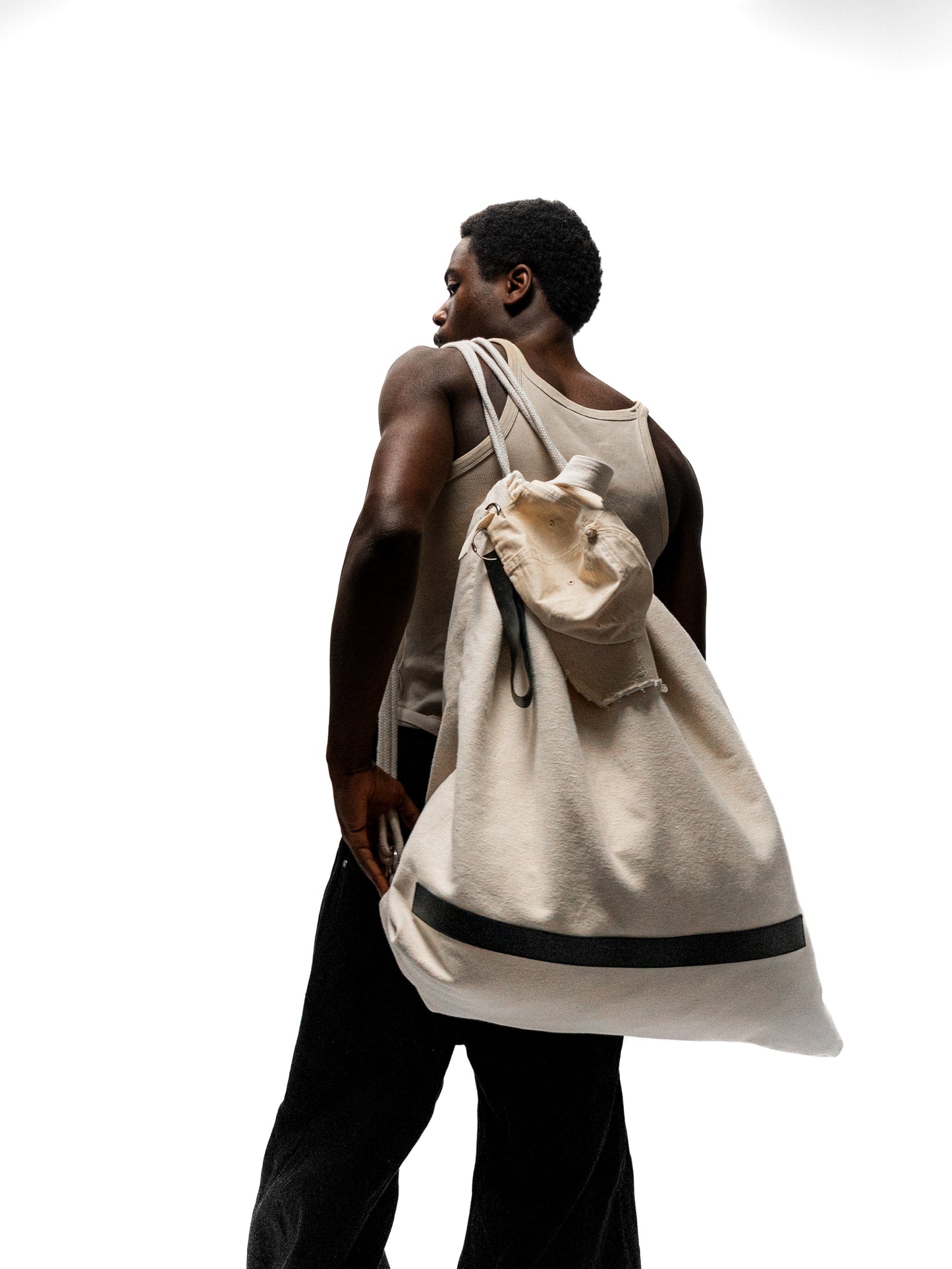 TRAVEL BAG (BEIGE)