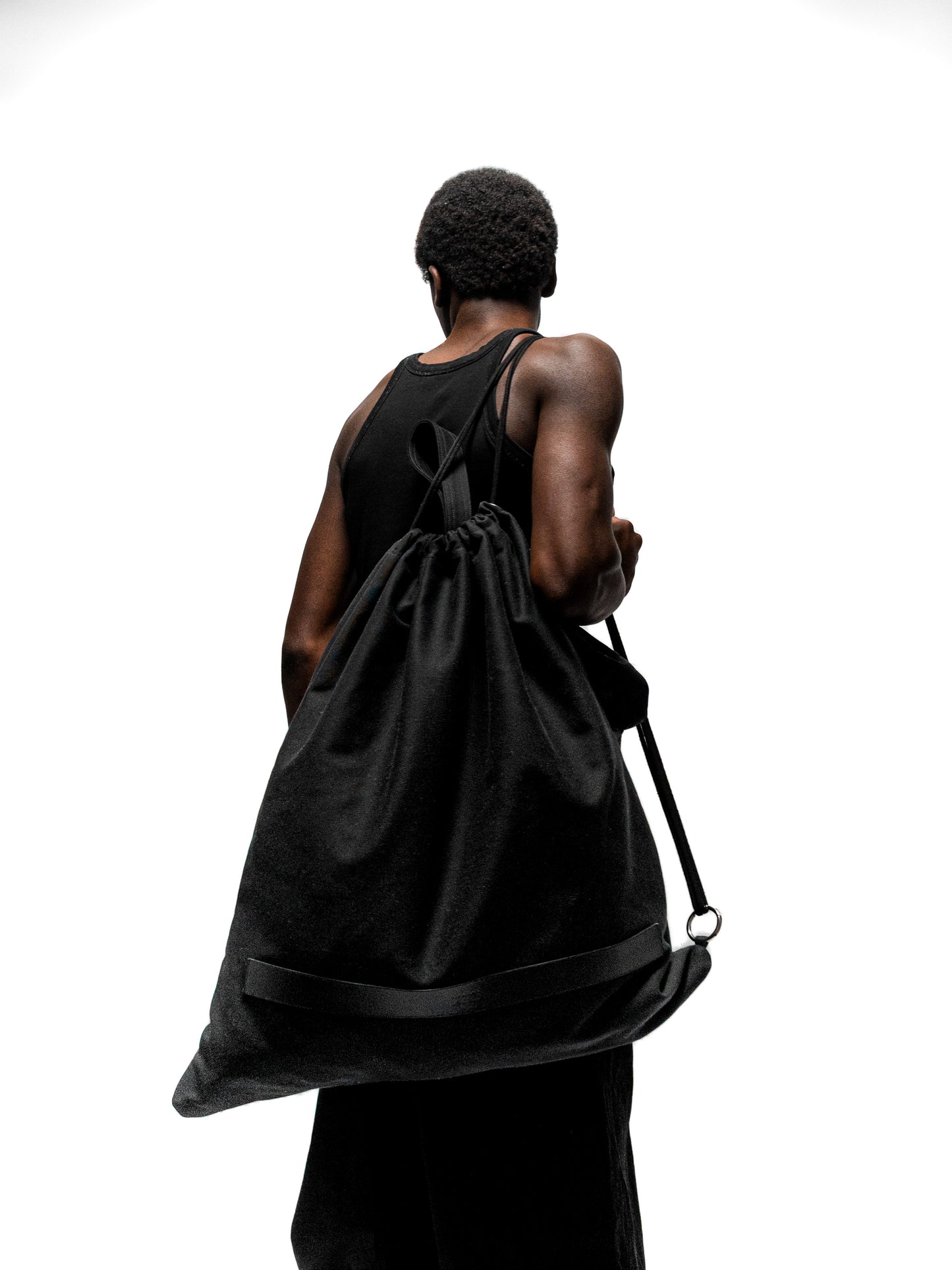 TRAVEL BAG (BLACK)