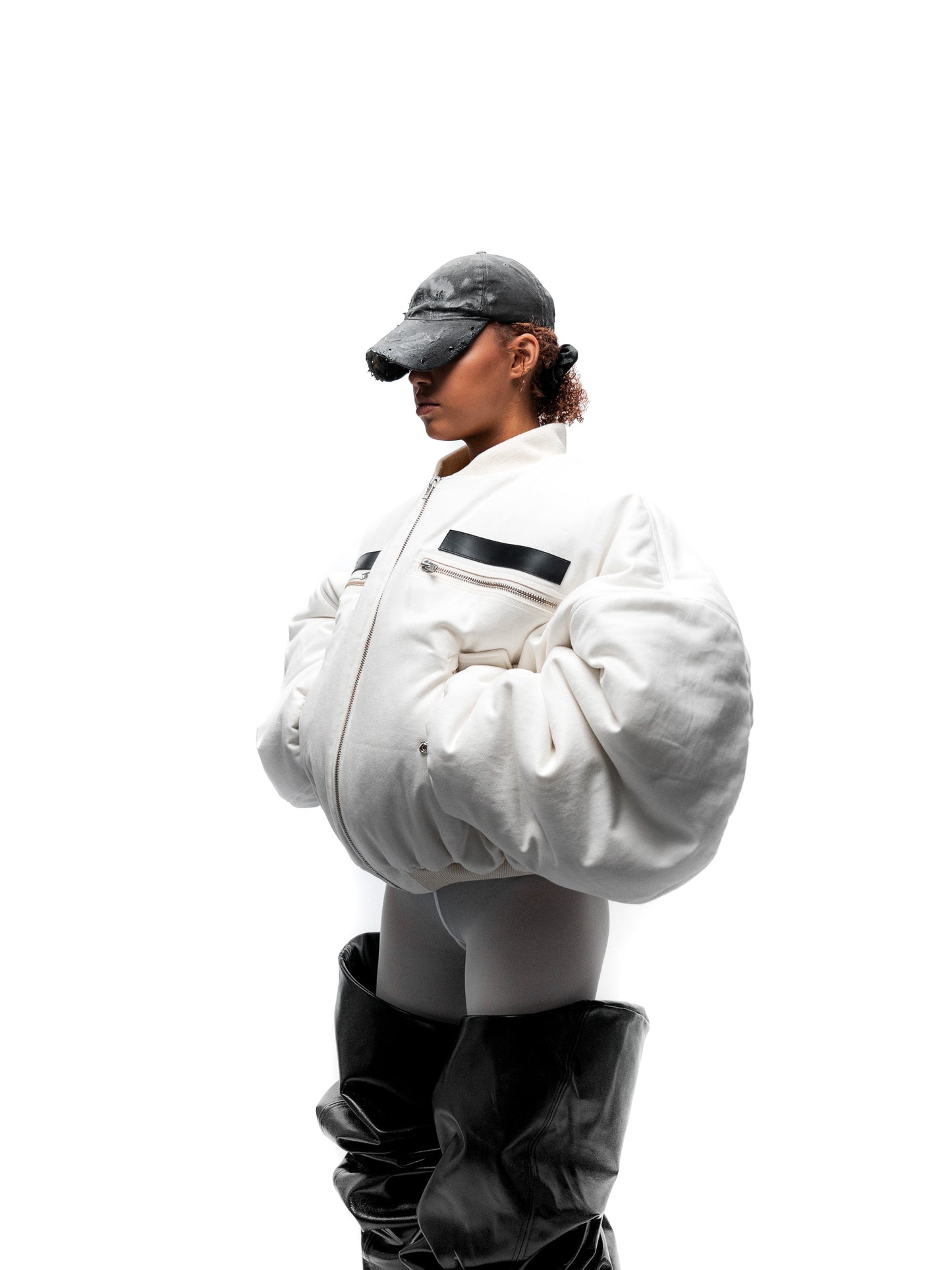 OVERSIZED BOMBER JACKET (ECRU)