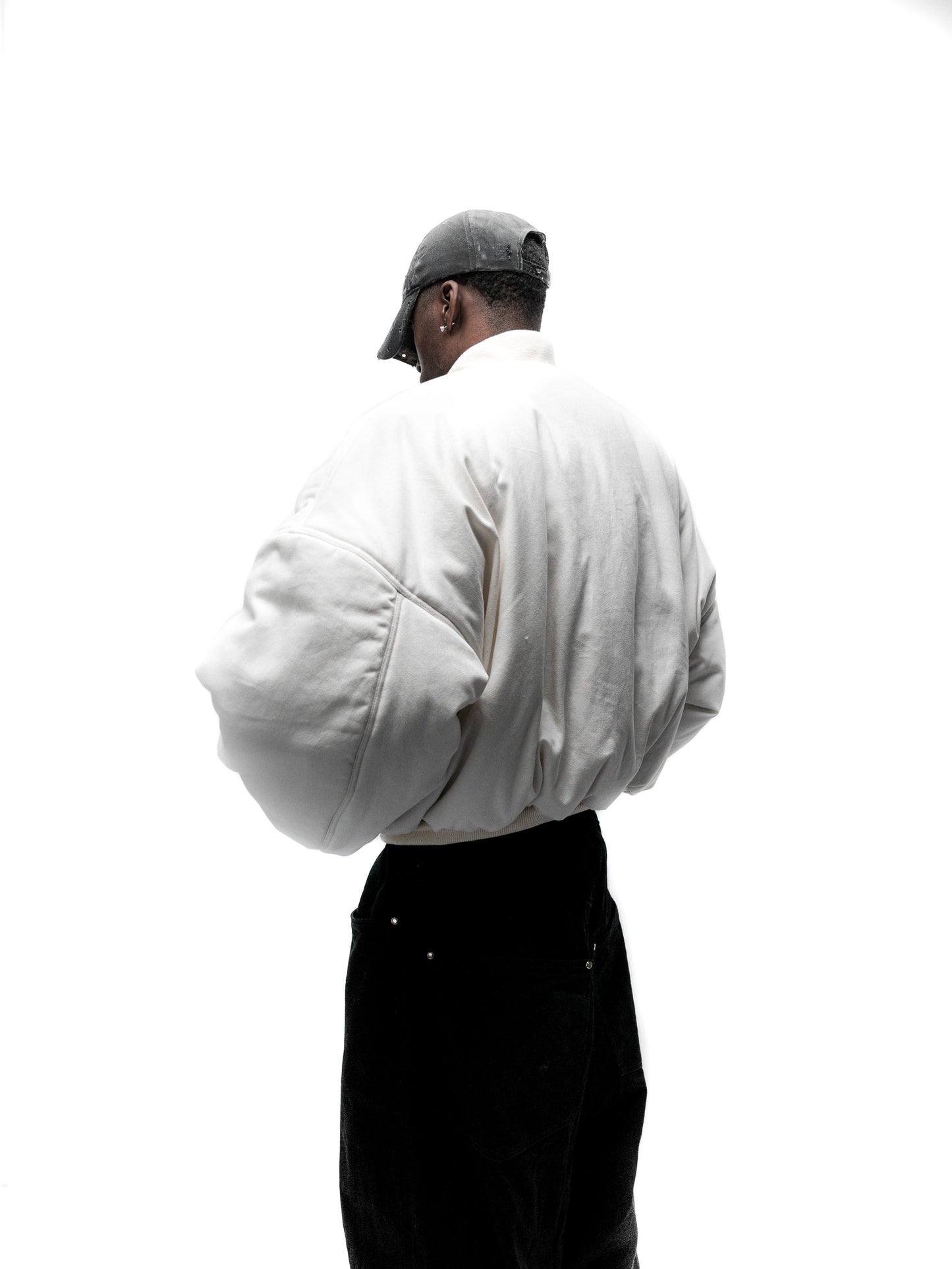 OVERSIZED BOMBER JACKET (ECRU)
