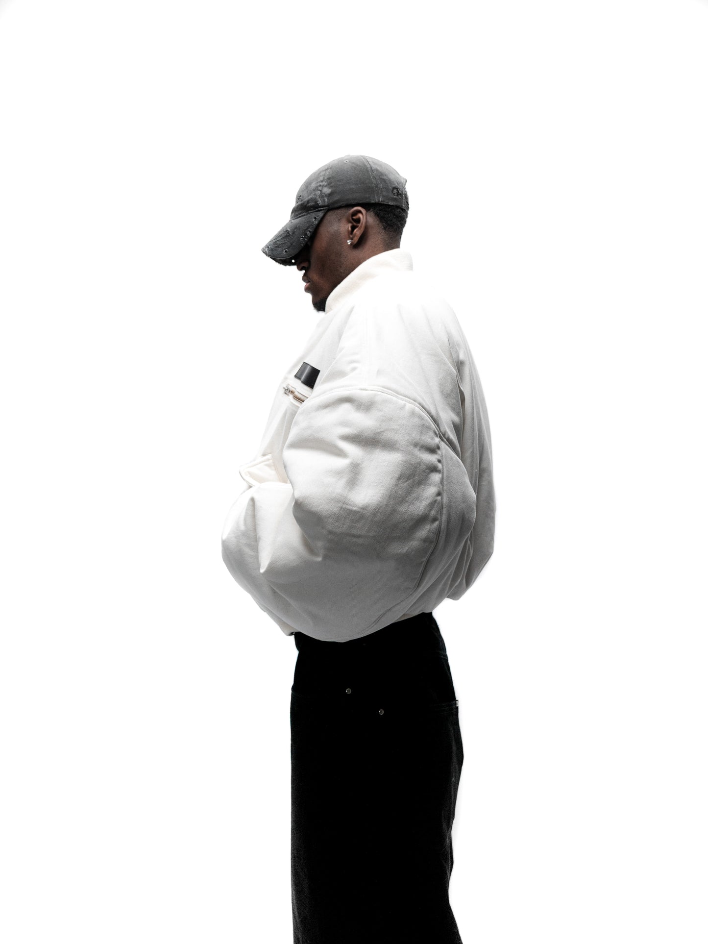 OVERSIZED BOMBER JACKET (ECRU)