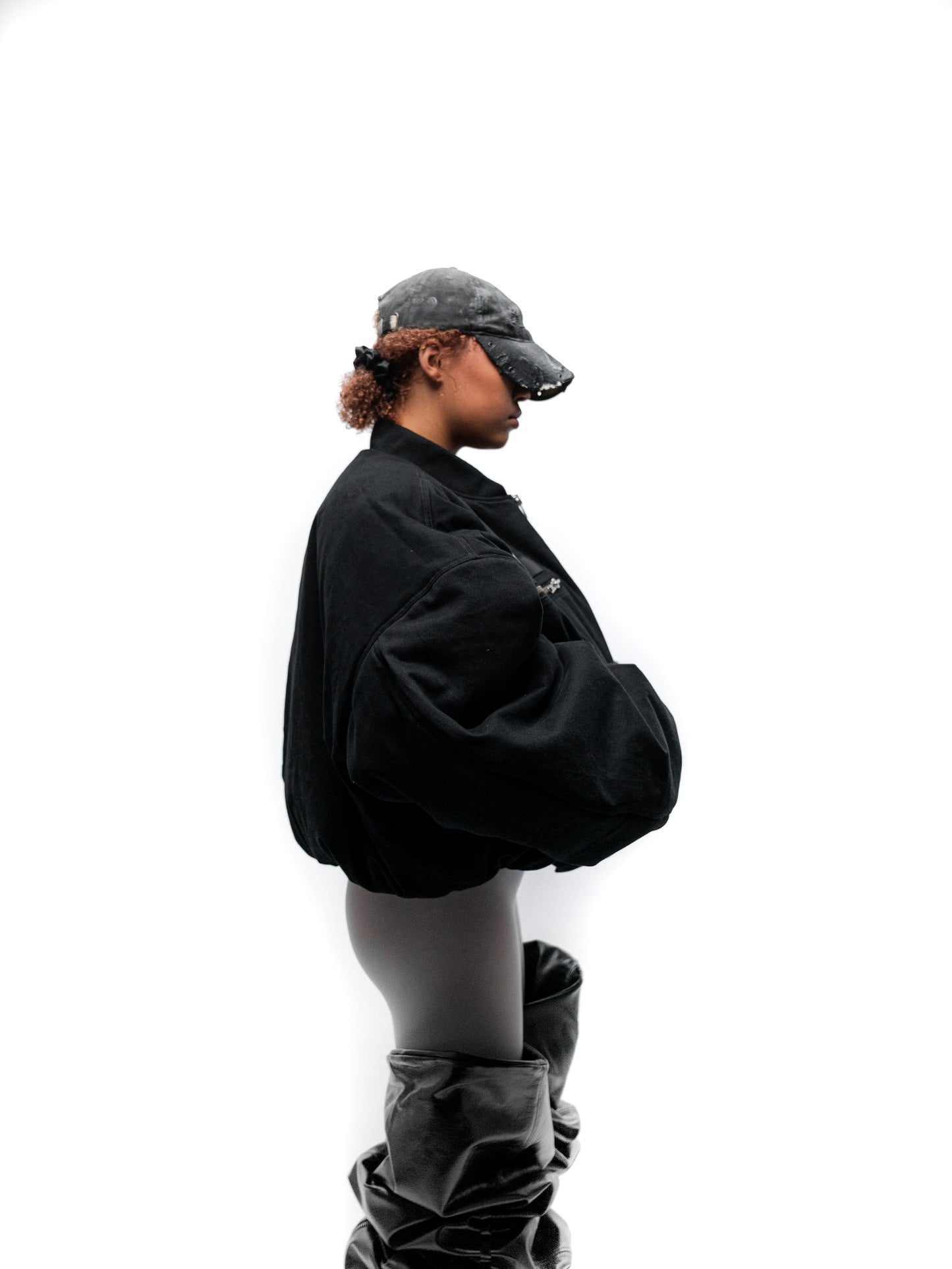 OVERSIZED BOMBER JACKET (BLACK)